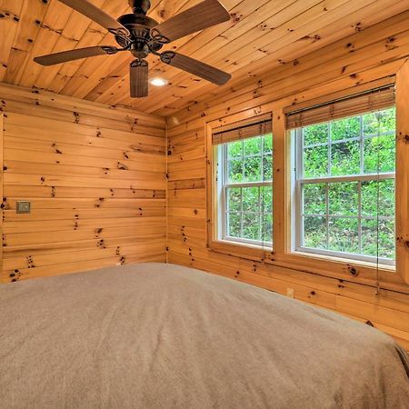 Cozy Boone Cabin With Deck Close To Downtown! Exterior photo